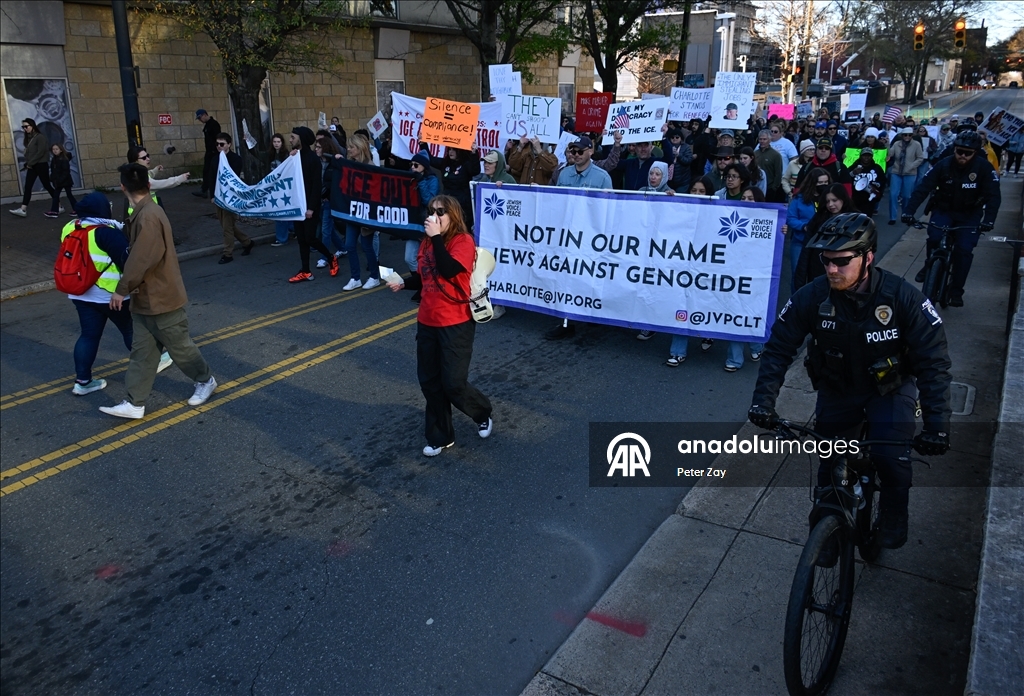 Charlotte'de ICE karşıtı gösteriler
