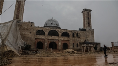 Terör örgütü YPG/SDG'nin Şeyh Maksud Mahallesi'nde askeri karargah olarak kullandığı cami görüntülendi