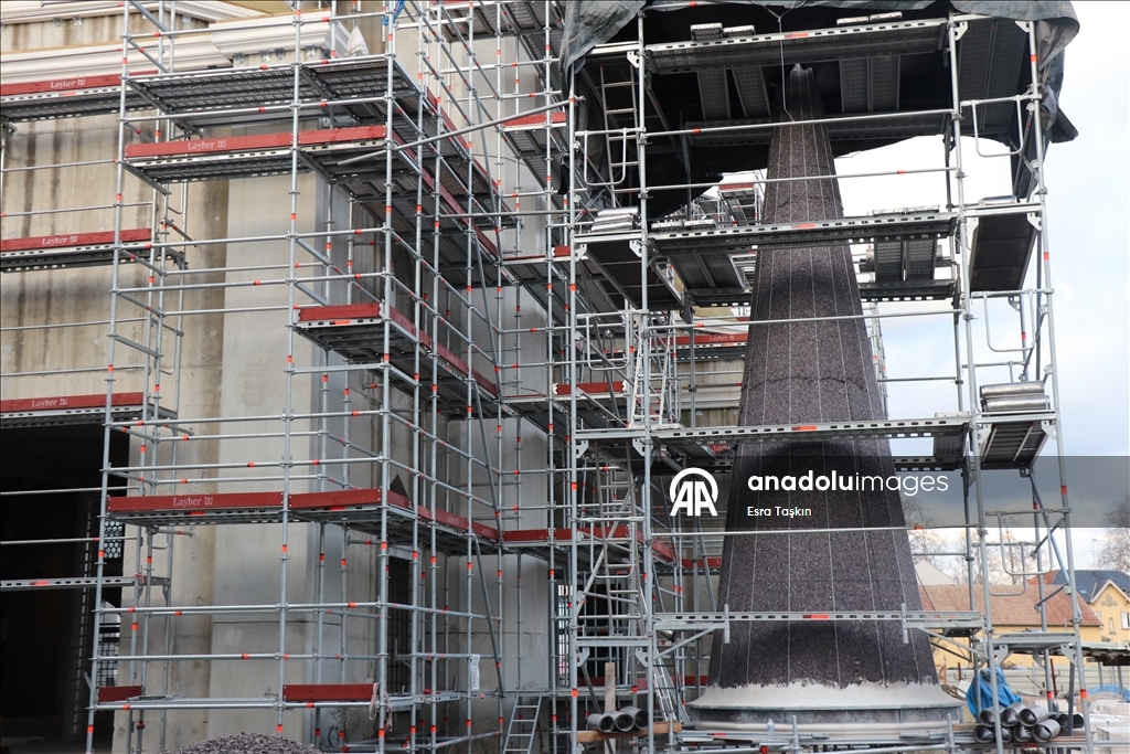 رب ضارة نافعة.. خطاب عنصري يولد موجة تضامن مع مسجد في فرنسا