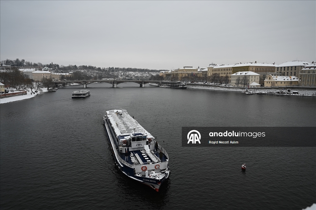 На Прагу обрушился снегопад