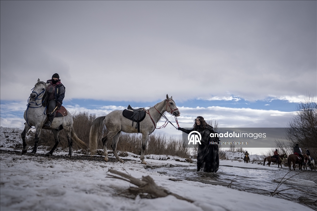 В турецком Эрзуруме популярны конные сафари