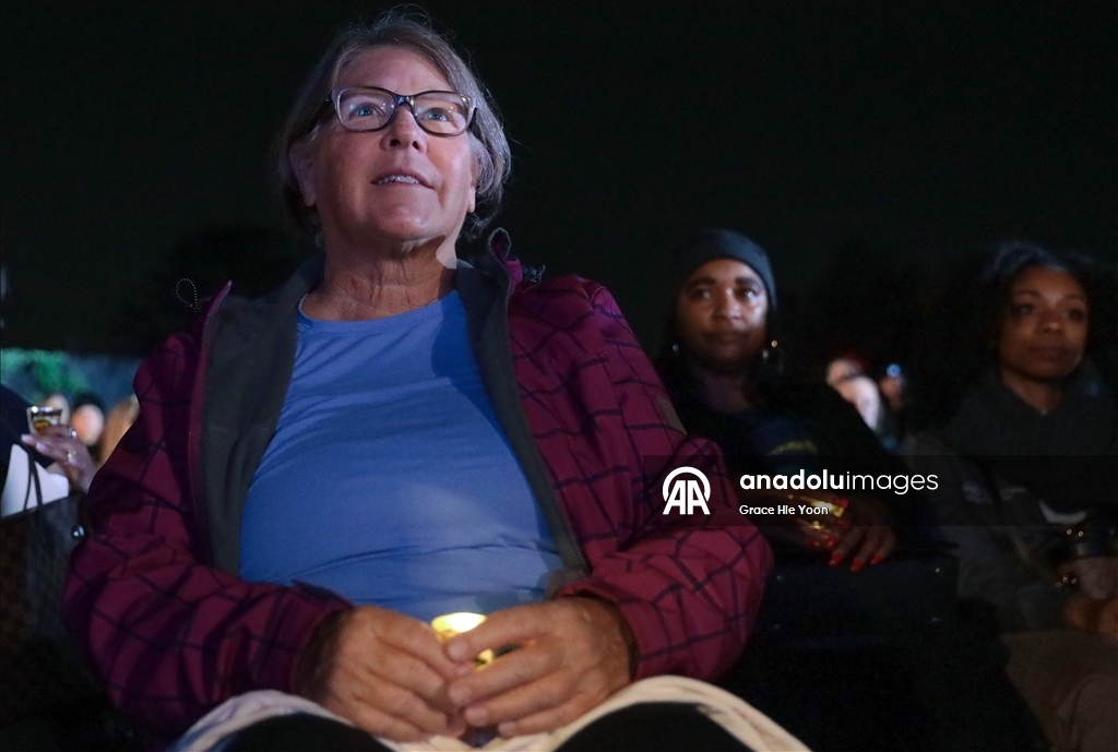 В Лос-Анджелесе почтили память жертв лесных пожаров