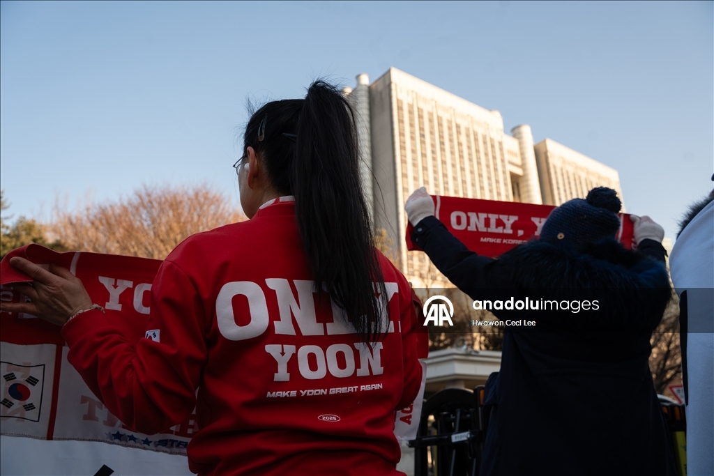 В Сеуле сторонники бывшего президента Юн Сок Ёля провели акцию