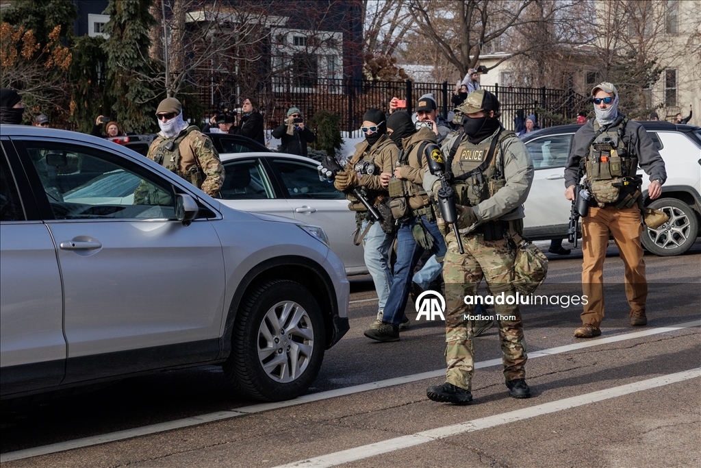 В Миннеаполисе сохраняется напряженность после смерти Рене Гуд