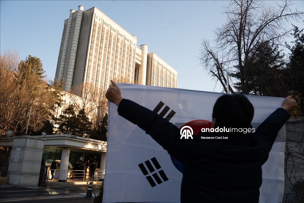 В Сеуле сторонники бывшего президента Юн Сок Ёля провели акцию