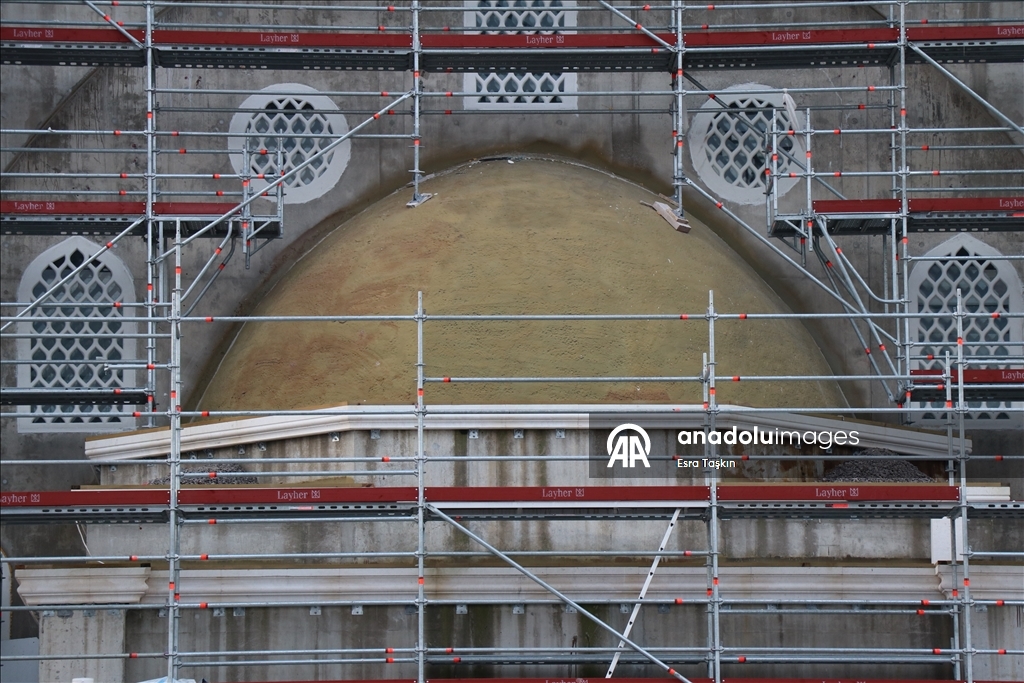 رب ضارة نافعة.. خطاب عنصري يولد موجة تضامن مع مسجد في فرنسا