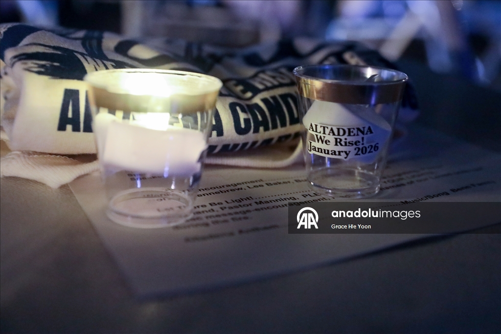 В Лос-Анджелесе почтили память жертв лесных пожаров