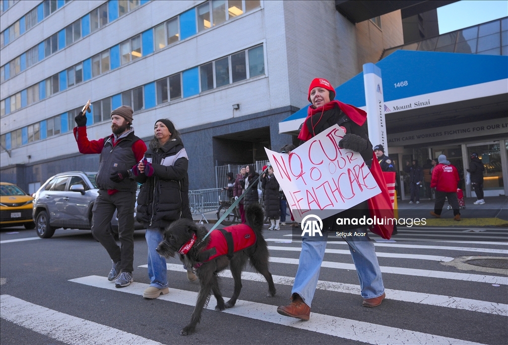 Около 15 тысяч медсестер в Нью-Йорке объявили забастовку