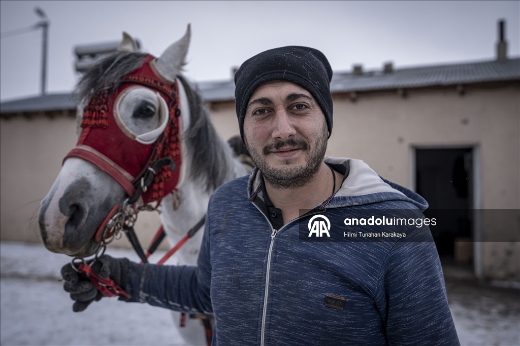 В турецком Эрзуруме популярны конные сафари
