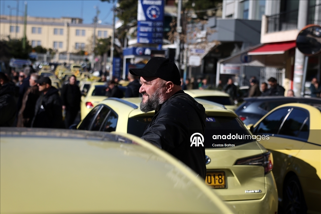 Taxi drivers hold 48-hour strike against Greek government transport policies in Athens