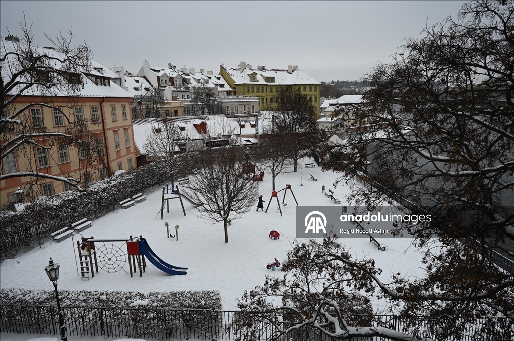 На Прагу обрушился снегопад