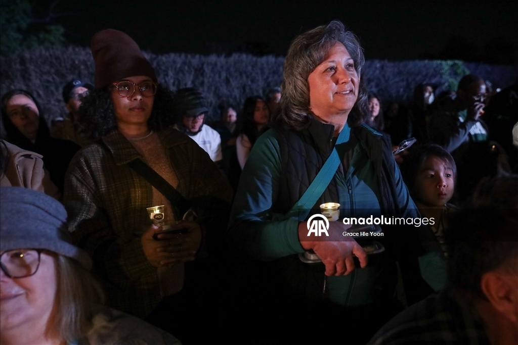 В Лос-Анджелесе почтили память жертв лесных пожаров