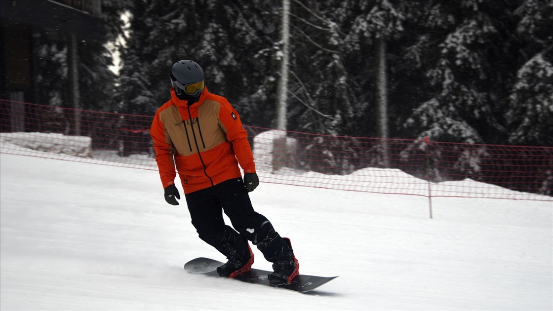 Anadolu'nun "yüce dağı" Ilgaz, yarıyıl tatilinde kayak turizmini tercih edecekler için hazır