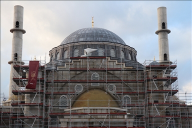 رب ضارة نافعة.. خطاب عنصري يولد موجة تضامن مع مسجد في فرنسا