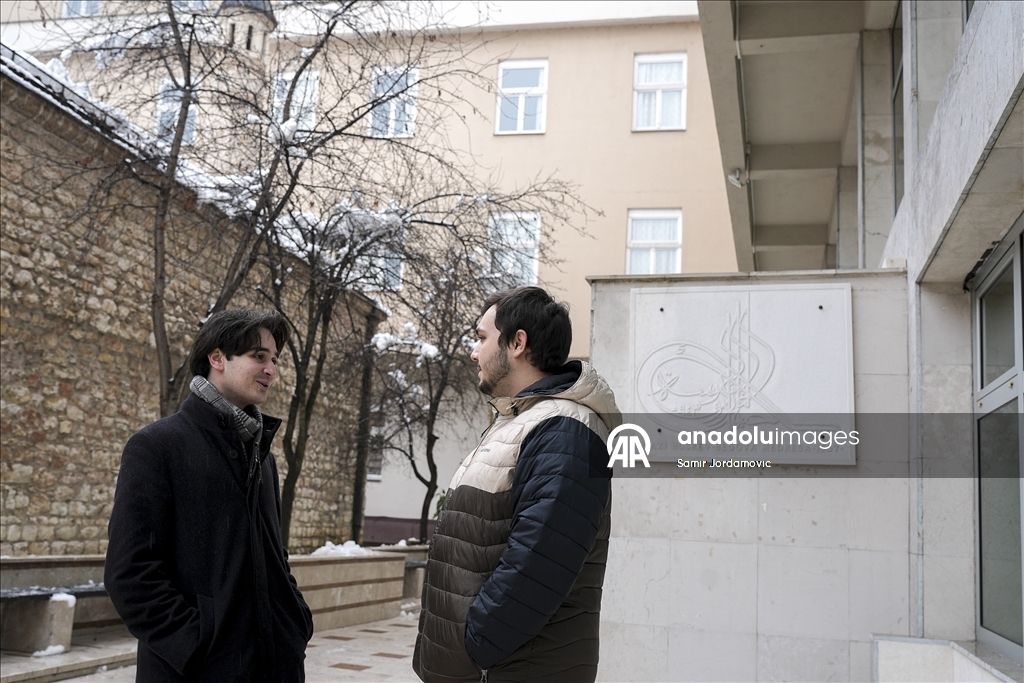 مدرسة "خسرو بك".. منارة للعلم منذ خمسة قرون في سراييفو 