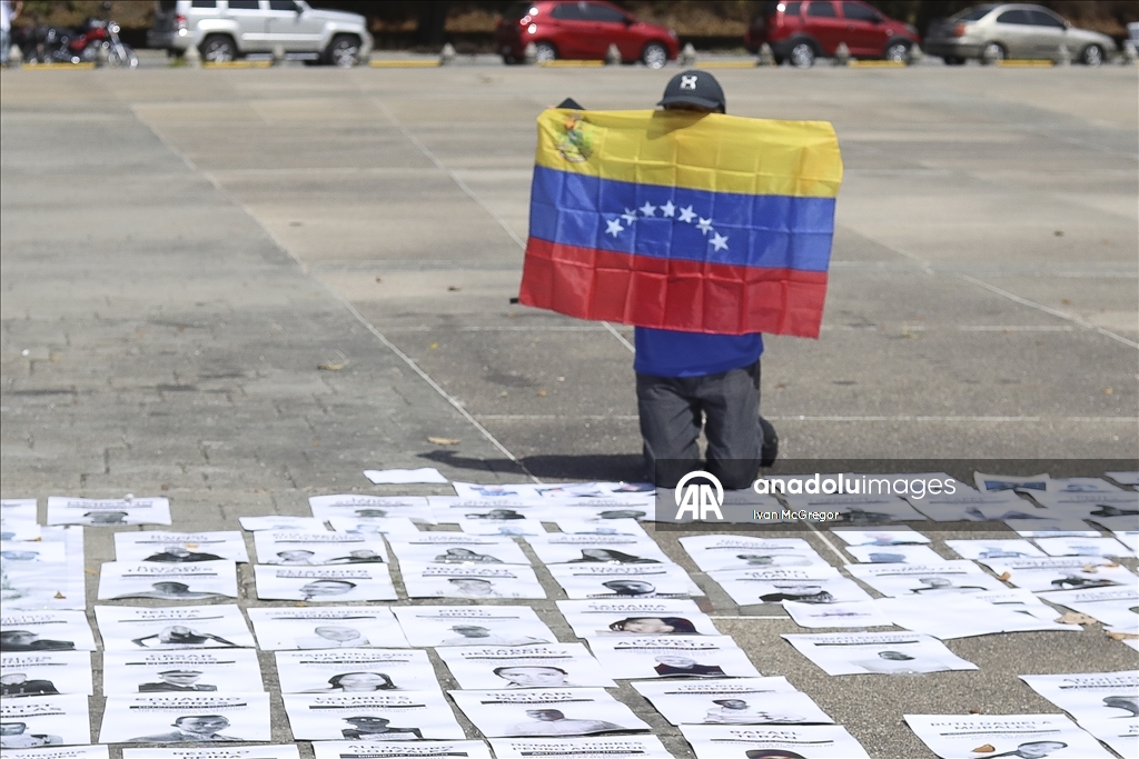 Близкие политзаключенных вышли на протестную акцию в Венесуэле