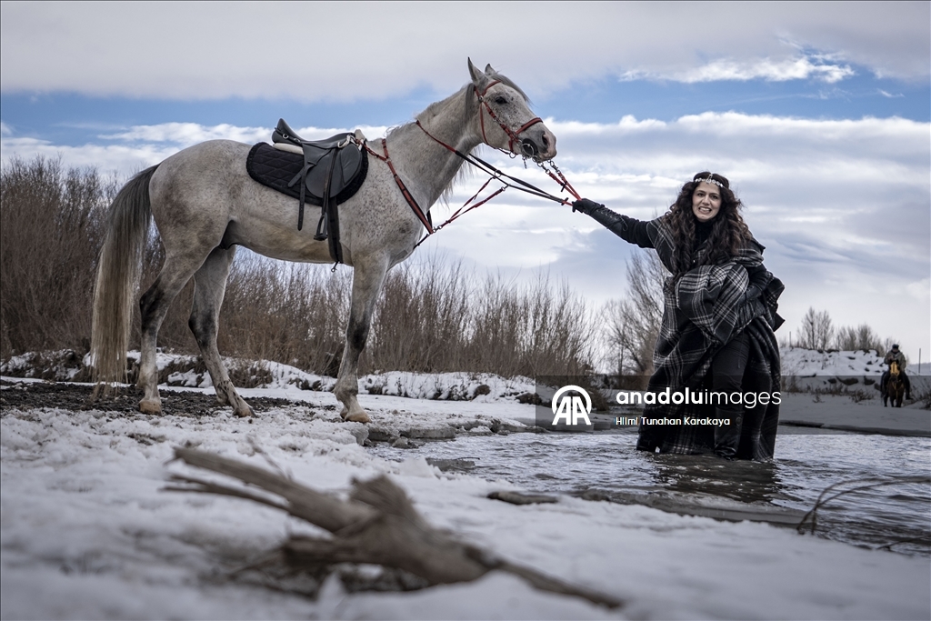 В турецком Эрзуруме популярны конные сафари