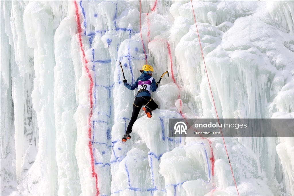 Erzurum'da düzenlenen "Mustafa Tekin Palandöken Fest" devam ediyor