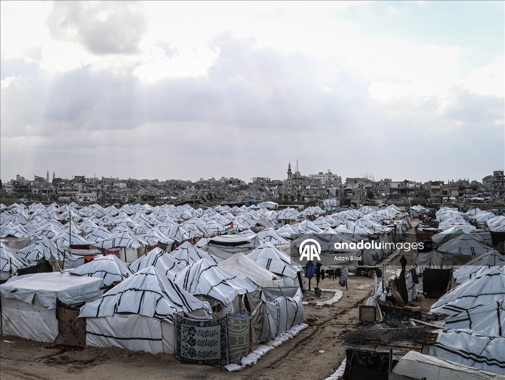 Gazze’de kış şartları Filistinlilerin yaşamını zorlaştırıyor