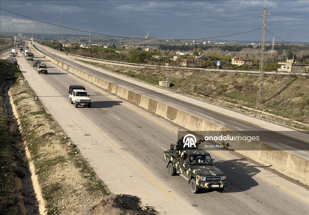 Suriye ordusu, terör örgütü YPG/SDG'nin işgalindeki Deyr Hafir hattına takviye yapıyor
