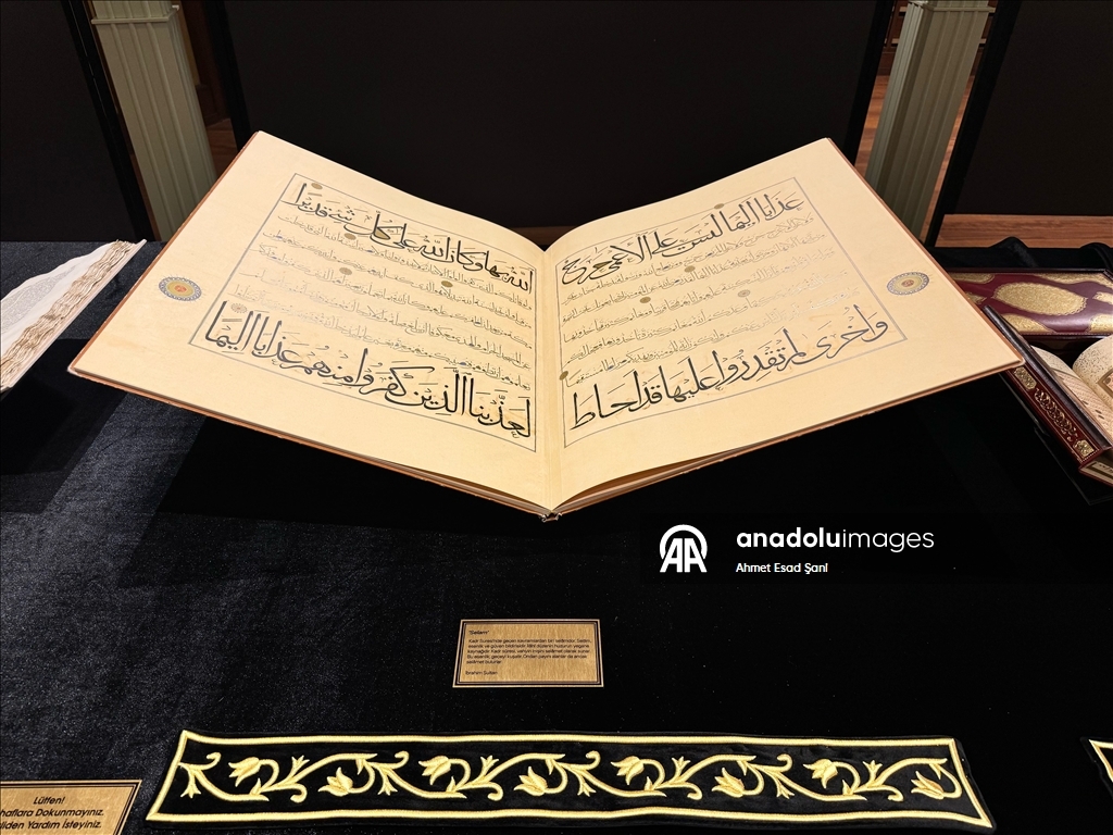 Dünyadan 114 Kur'an-ı Kerim mushafı İstanbul'da sergileniyor