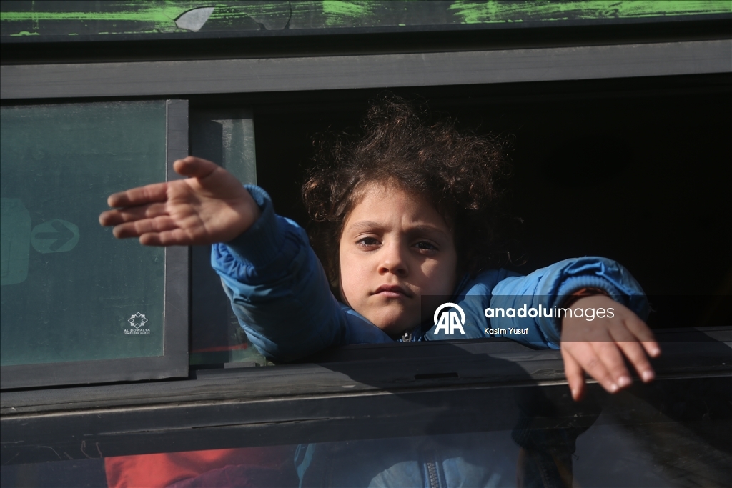 В сирийском Алеппо жизнь возвращается в нормальное русло