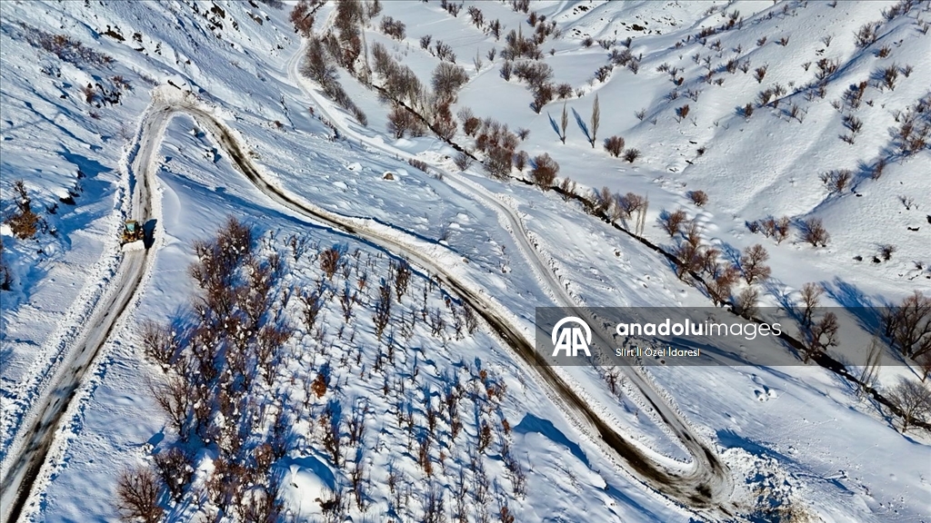 Siirt, Batman, Şırnak, Bingöl ve Elazığ'da 518 yerleşim yerine ulaşım sağlanamıyor