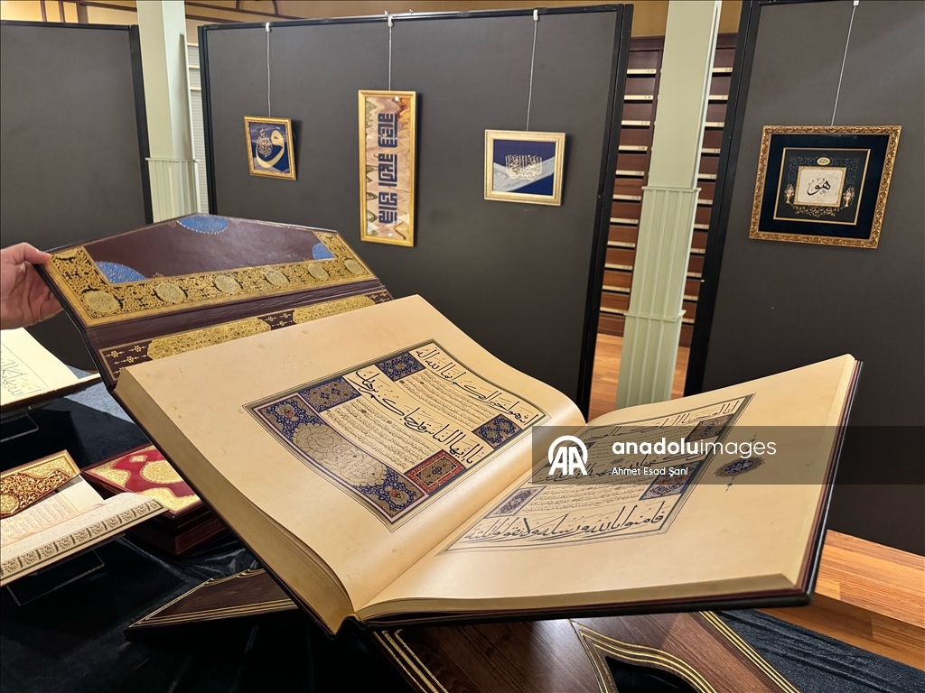 Dünyadan 114 Kur'an-ı Kerim mushafı İstanbul'da sergileniyor