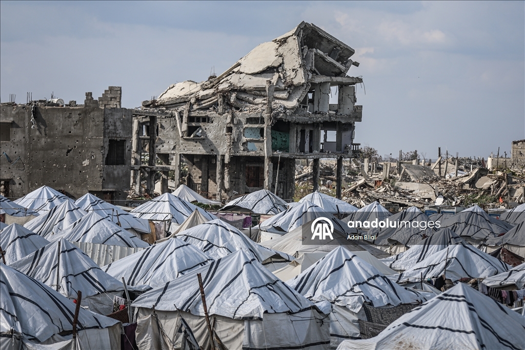 Gazze’de kış şartları Filistinlilerin yaşamını zorlaştırıyor