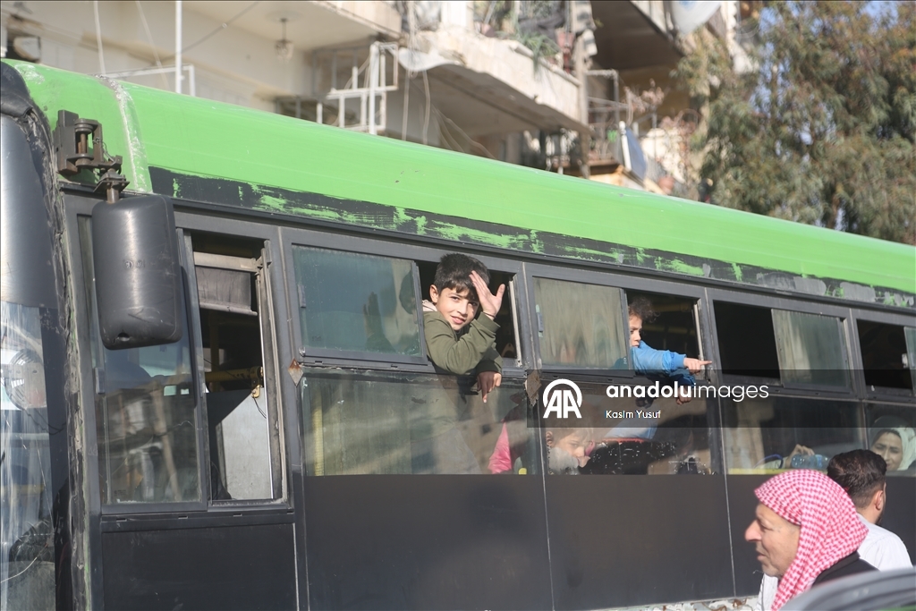 В сирийском Алеппо жизнь возвращается в нормальное русло