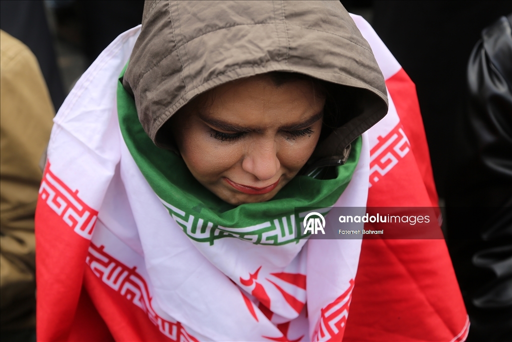 إيران.. تشييع 100 عنصر أمن في طهران قتلوا خلال الاحتجاجات