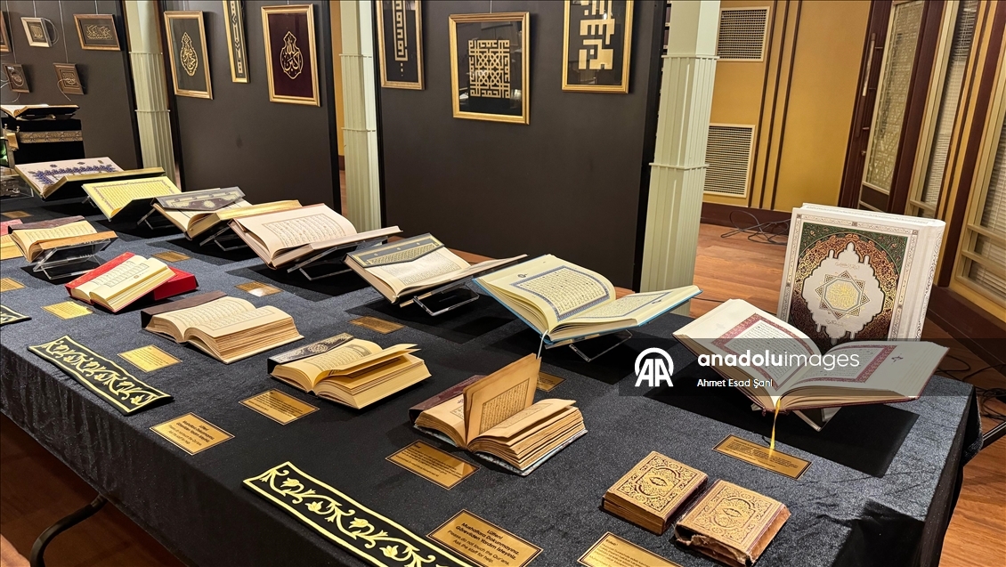 Dünyadan 114 Kur'an-ı Kerim mushafı İstanbul'da sergileniyor