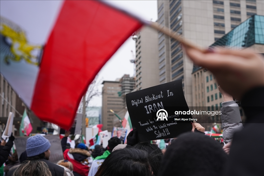 В Канаде прошла акция солидарности с протестующими в Иране