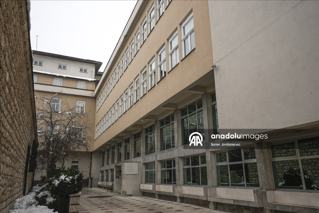 مدرسة "خسرو بك".. منارة للعلم منذ خمسة قرون في سراييفو 