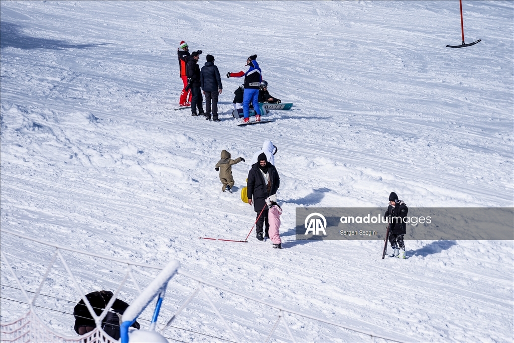Uludağ'daki oteller yarıyıl tatilinde yüzde 100 doluluk hedefliyor