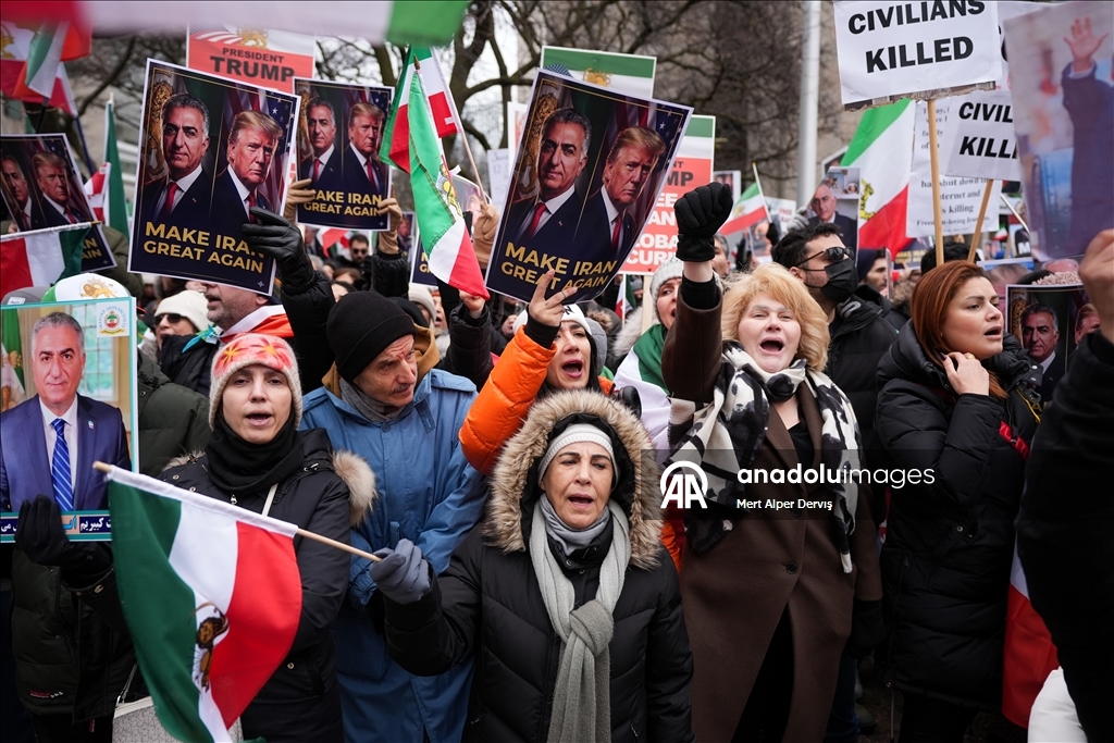 В Канаде прошла акция солидарности с протестующими в Иране