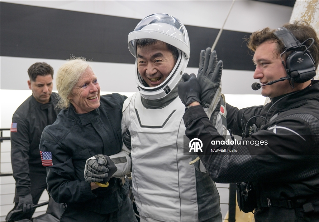 International Crew-11 returns to Earth after early departure from ISS