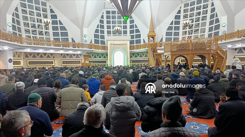 Düzce'de Miraç Kandili idrak edildi