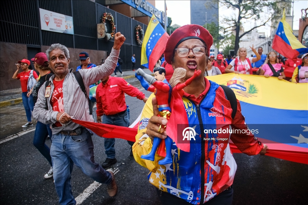 فنزويلا.. مسيرة حاشدة دعما للرئيس المعتقل مادورو