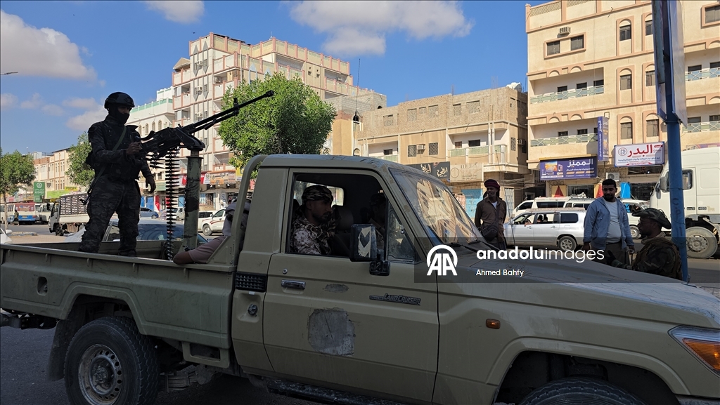اليمن.. حملة أمنية لمنع حمل السلاح في حضرموت