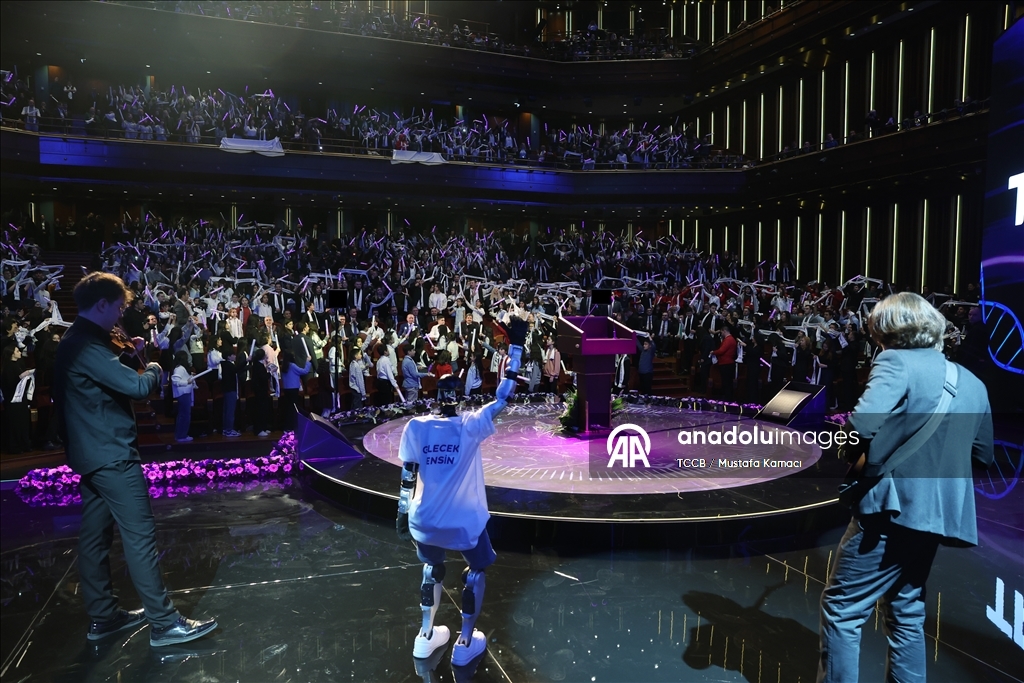 أردوغان: مؤسساتنا الإعلامية مستمرة في إيصال الحقيقة