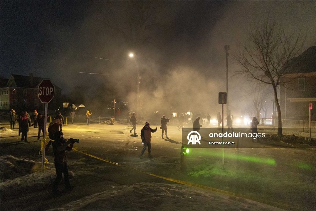 Clashes erupt in Minneapolis after Federal Agents involved in a shooting incident