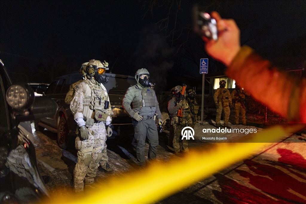 Clashes erupt in Minneapolis after Federal Agents involved in a shooting incident