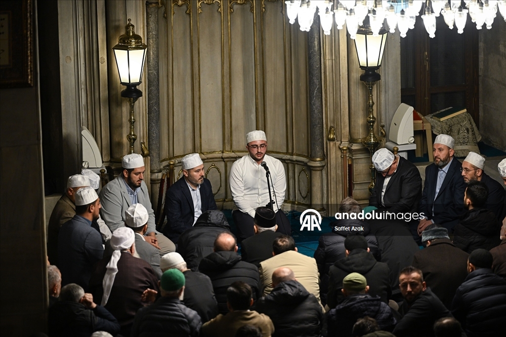 İstanbul'da Miraç Kandili