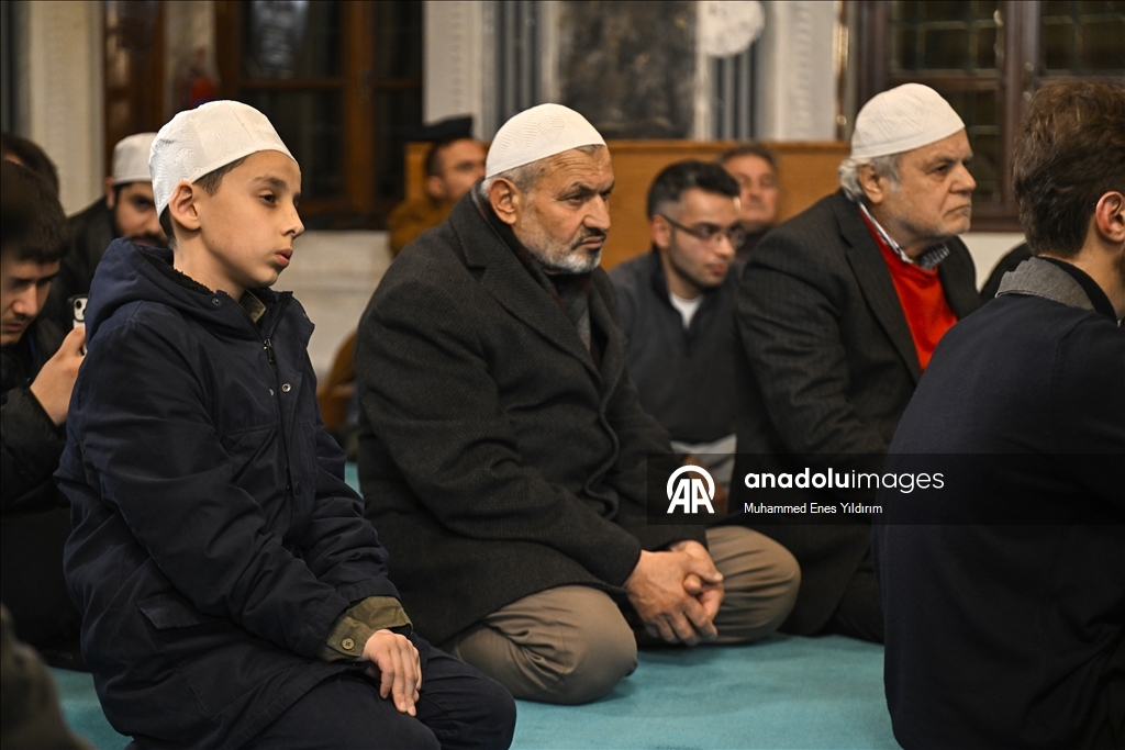 مساجد إسطنبول تحيي ليلة الإسراء والمعراج