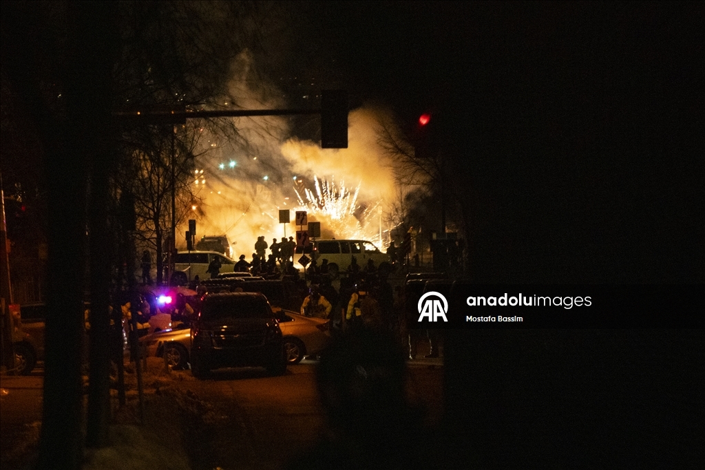 Clashes erupt in Minneapolis after Federal Agents involved in a shooting incident