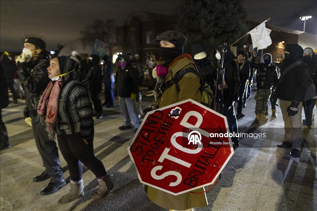 В США продолжаются протесты против Иммиграционной и таможенной службы