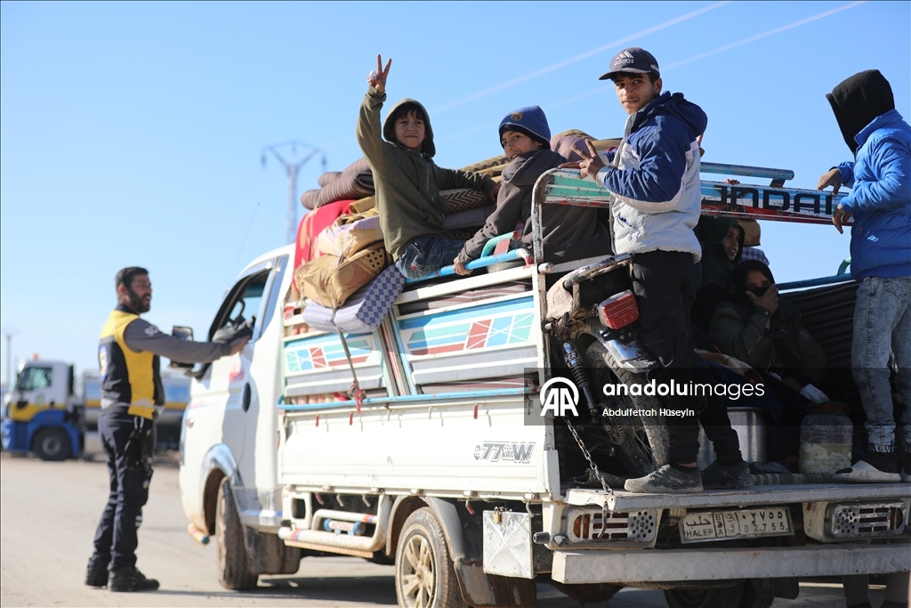 Около 1000 семей смогли покинуть район Дейр - Хафир, оккупированный YPG/SDG в Сирии