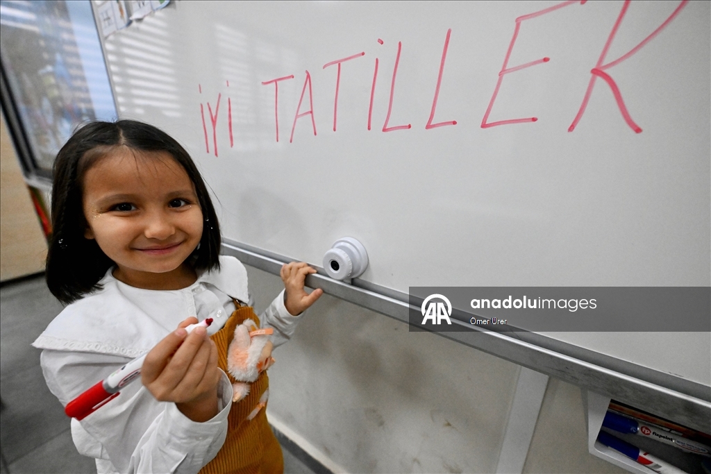 Okullarda karne heyecanı