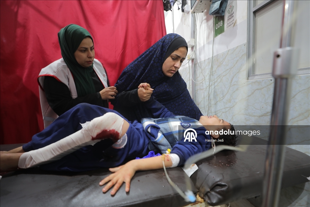 إسرائيل تواصل خرق النار وتقتل 11 فلسطينيا بينهم طفلة بغزة